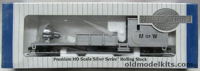 Bachmann HO 51 Inch Floodlight Car (Maintenance of Way) - With Working Floodlight - HO Scale Model Train, 16238 plastic model kit